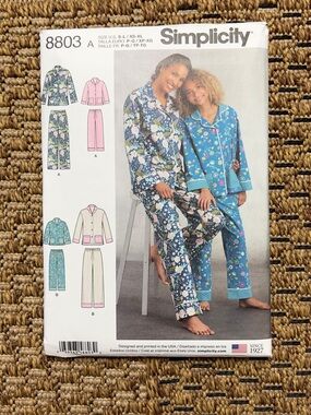 Simplicity 8803 Sewing Pattern Pajama Set Matching Lounge Wear Sleepwear